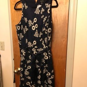 tahari arthur s. levine floral lace applique midi